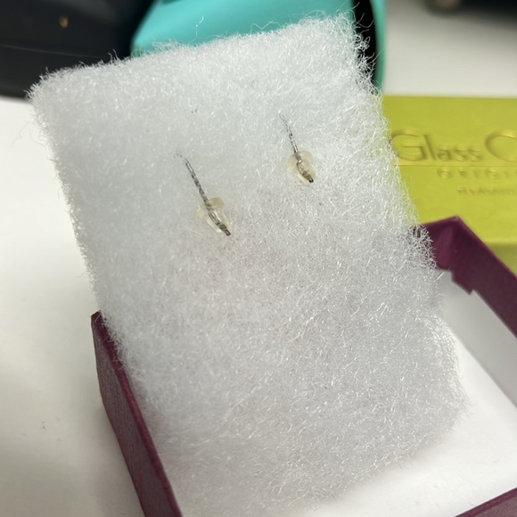 Artistic Dangle Earrings with Klimt Design! Perfect Gift for Mom!! - Picture 3 of 3